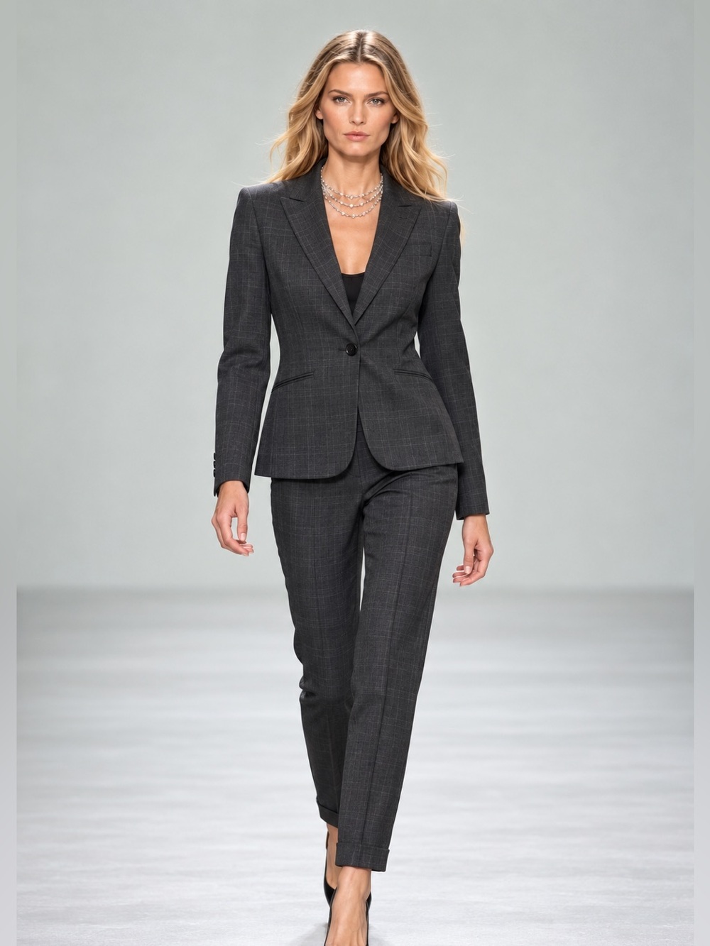 Boss Women’s Charcoal Gray Plaid Virgin Wool 2 Piece Pant Suit Excellent 6